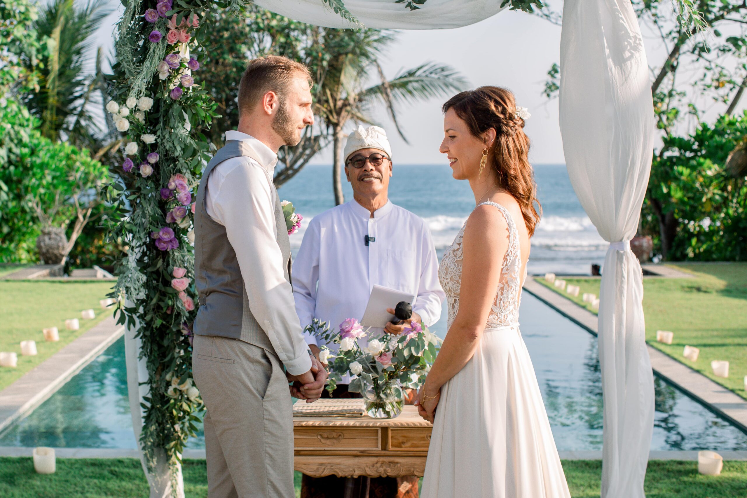 wedding-blackbeachvilla-17