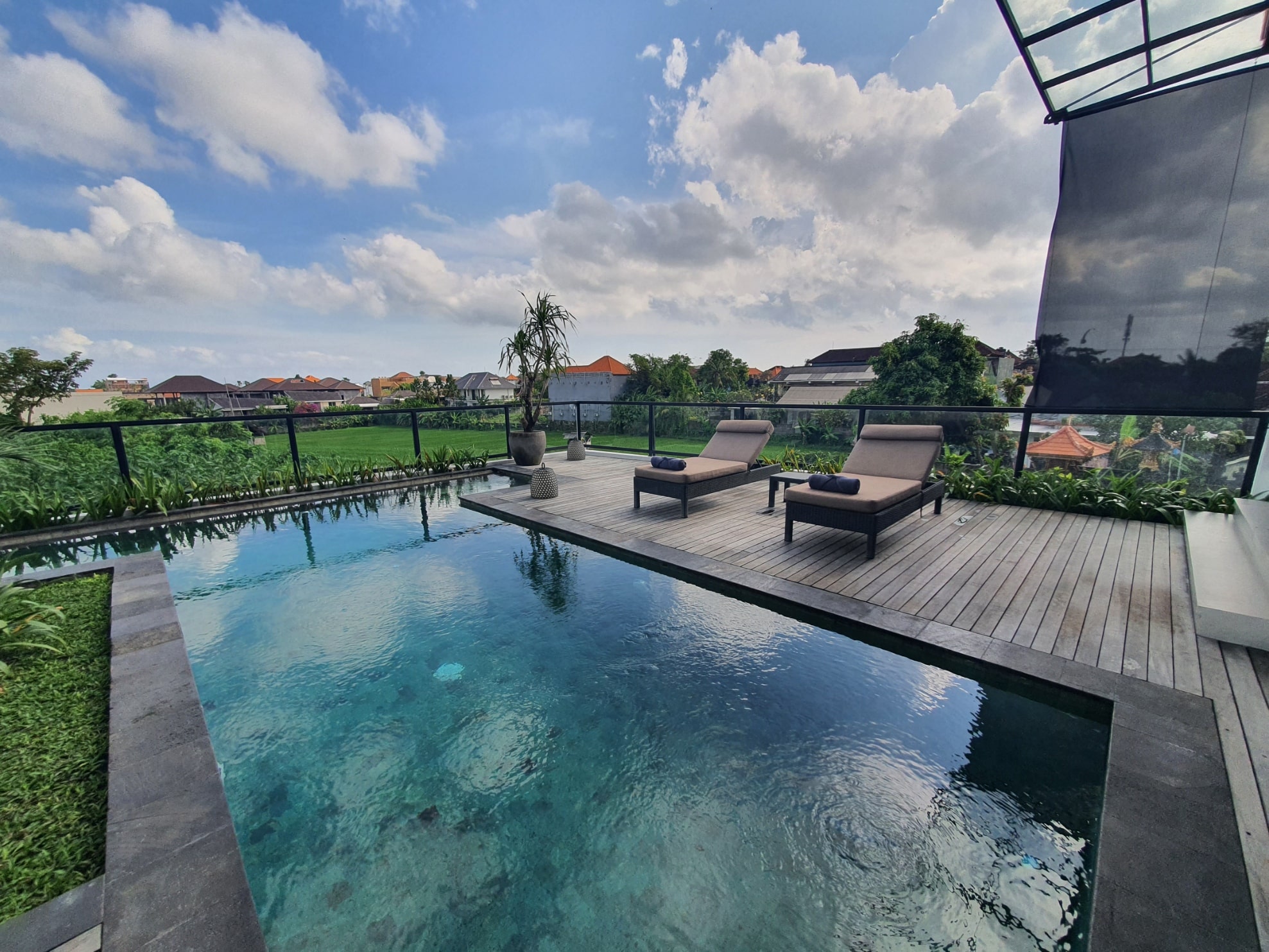 casa-esquine_Pool c-min