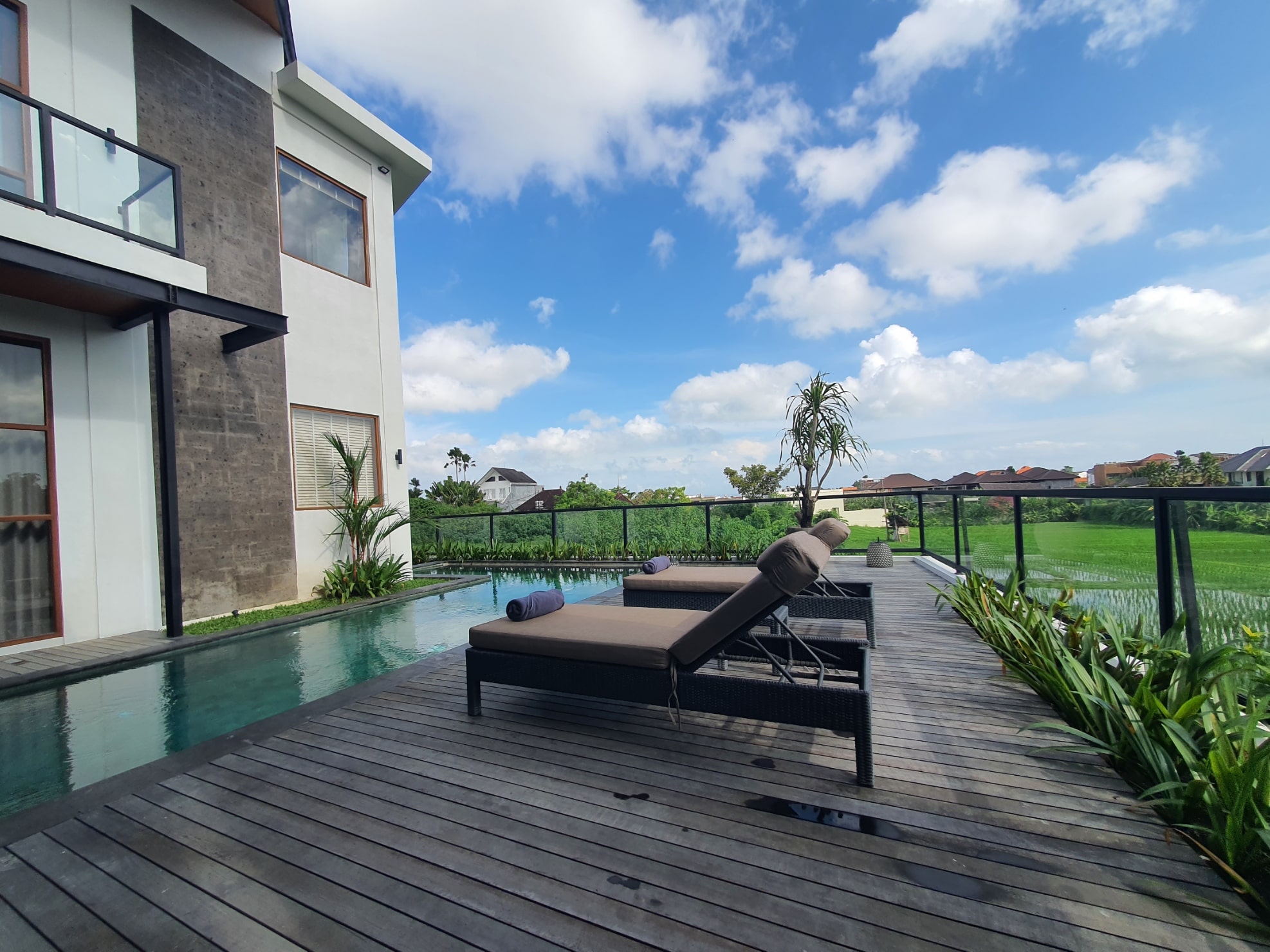 casa-esquine_pool d-min